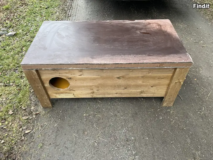 Säljes Isolerad kaninbur