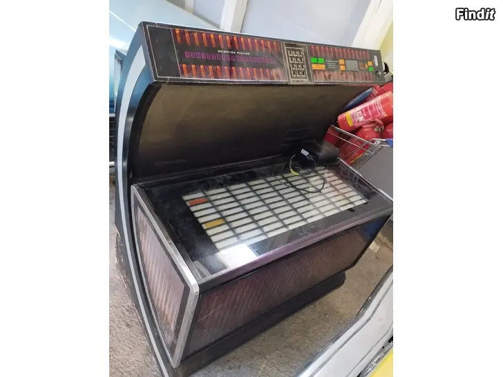 Säljes Jukebox made in usa, halvalla veks pois tieltä