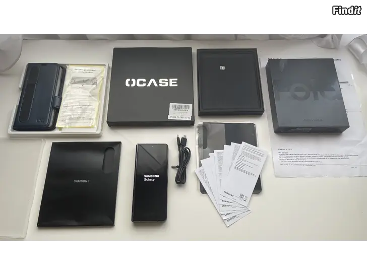 Myydään Samsung Galaxy Z Fold + Watch + Fodral ++