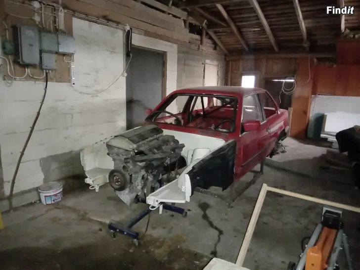 Säljes Bmw e30 projekt