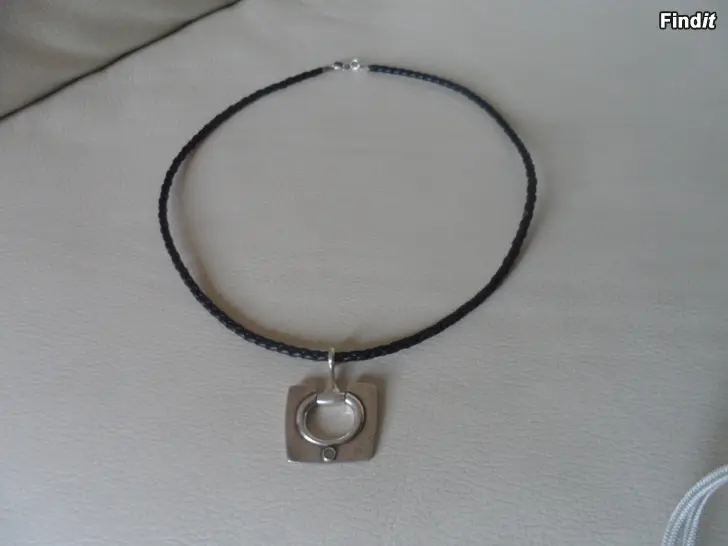 Myydään Kalevala Ratsumies kaulakoru 49,5cm