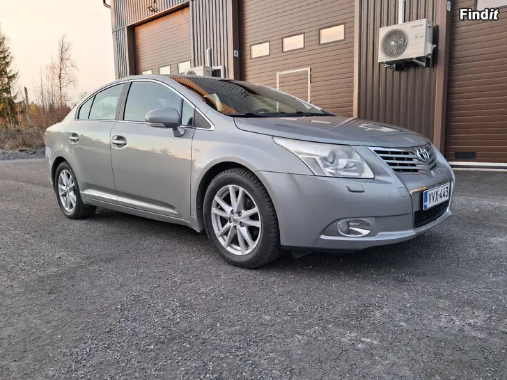 Myydään Toyota Avensis 2,0 D-4D DPF Sol Edition 4ov
