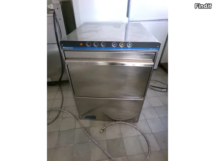 Säljes Ravintolakoneita edullisesti
