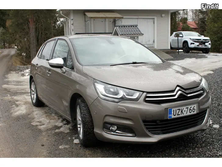Myydään Siisti, juuri katsastettu taloudellinen ja tilava Citroen C 4 automaattivaihteistolla
