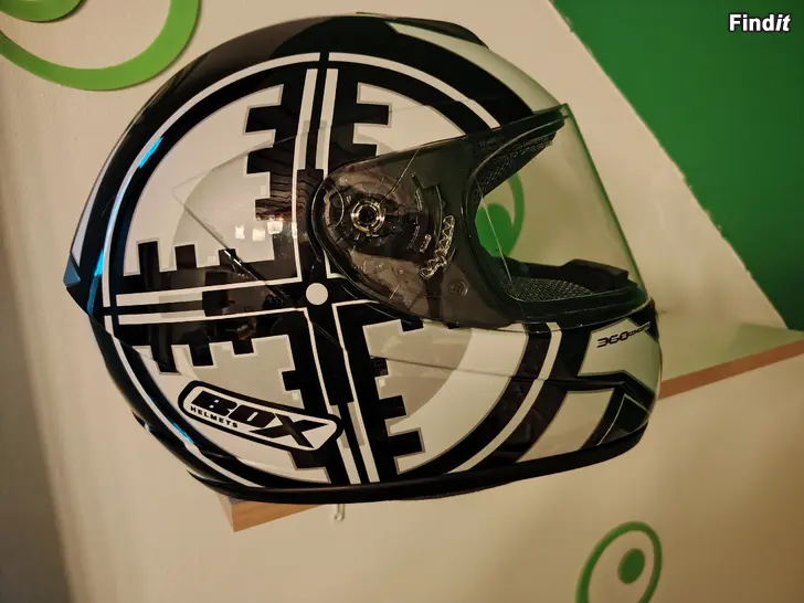 Säljes Kypärä koko S