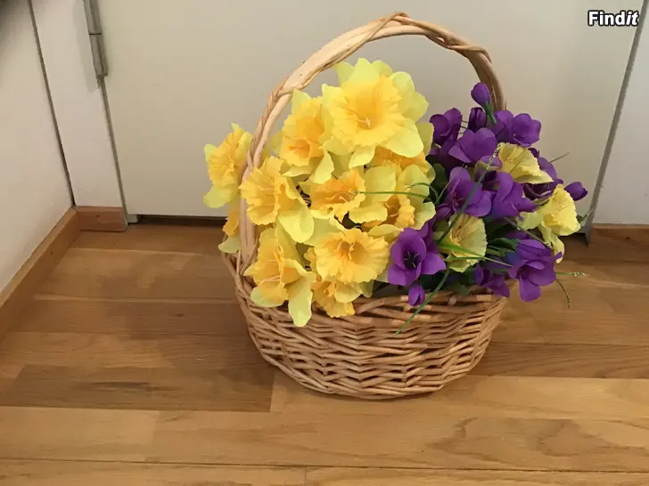 Myydään Pääsiäinen tulossa - Ehjä ja siisti kori