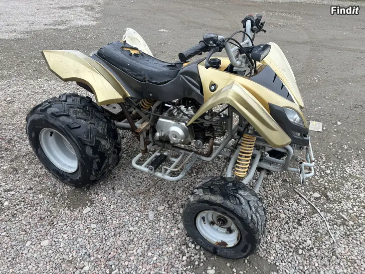 Myydään Mönkijä 110cc