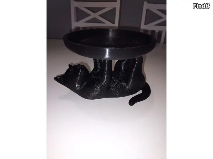 Myydään Kissa-korujalusta  3D-tulostettu, musta  UUSI