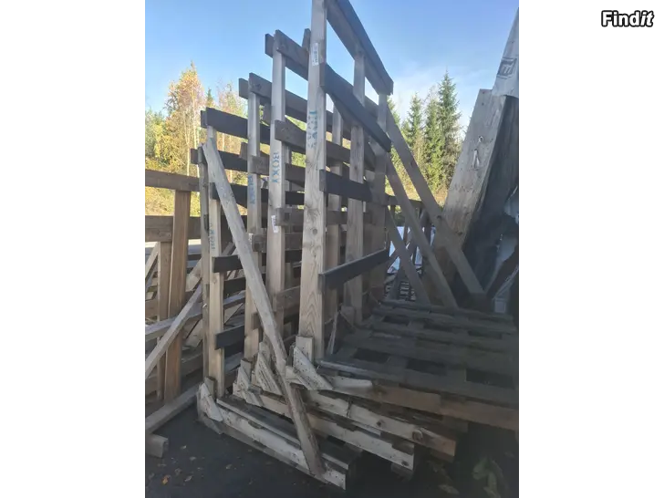 Myydään Robust stöd för vedtrave