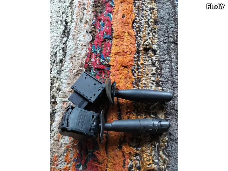 Myydään Monitoimiviiksi pyyhkijät kattoluukku moottori monitoimiviiksi pyyhkijät