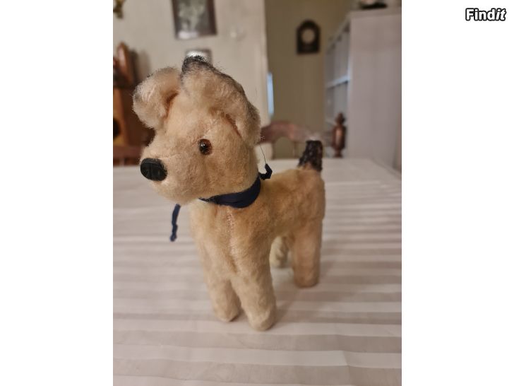 Säljes SAMLAROBJEKT, LITEN TERRIER FRÅN 1950-TALET