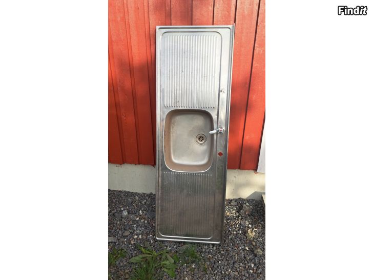 Myydään Tiskipöydän kansi yksi allas
