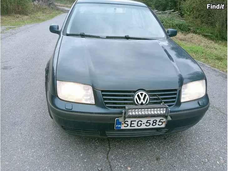 Myydään VW Bora 1,6 16V manuaali 2003