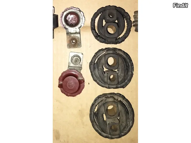 Myydään Akkunkengät kannakekumi pissapojansuutin