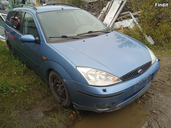 Myydään Ford Focus 1,6 manuaali 2002 varaosina