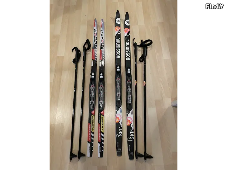 Säljes Skidor och stavar åt barn