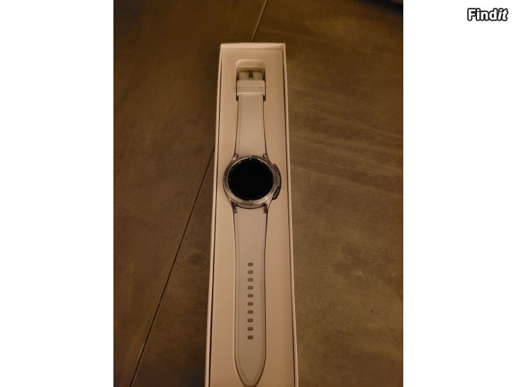 Säljes Myydään Samsung Galaxy Watch4 Classic 42 mm LTE