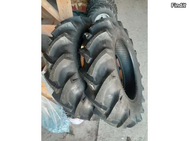 Myydään 2kpl renkaat 11,2-24 8pr BKT