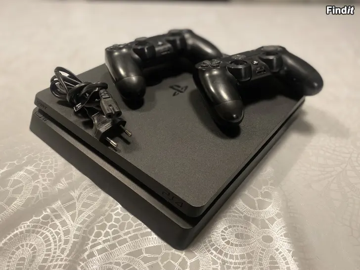 Säljes Playstation 4 slim 500gb