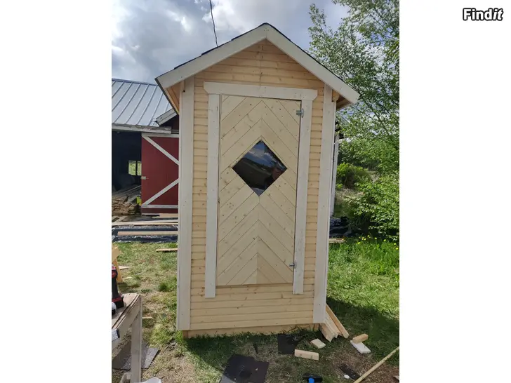 Myydään Puucee