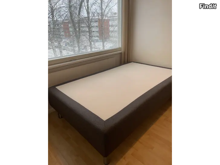 Säljes Säng, 120cm bred