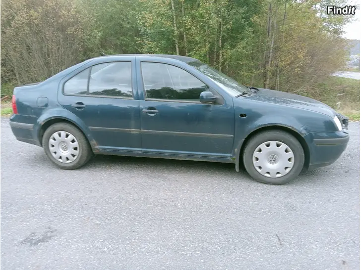 Myydään VW Bora 1,6 16V manuaali 2003
