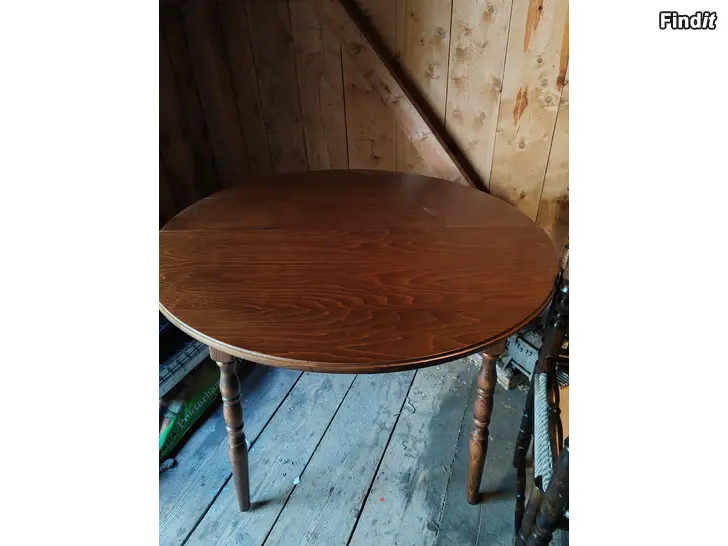 Myydään Bord och 4 stolar