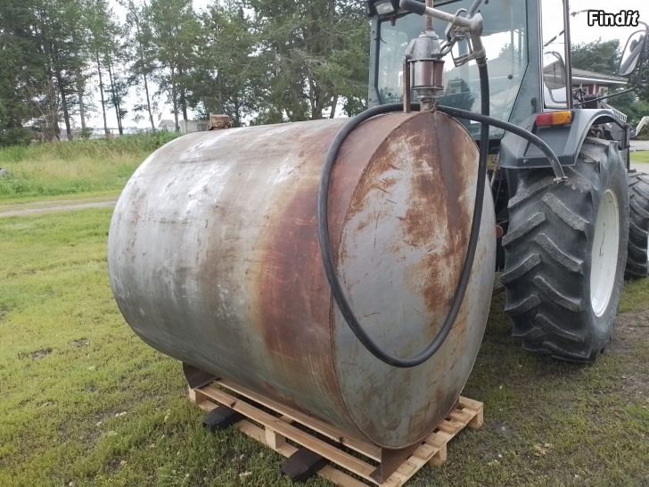 Säljes Farmartank 1950 liter