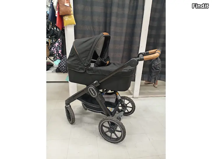 Myydään Emmaljunga NXT90 2019 vaunut