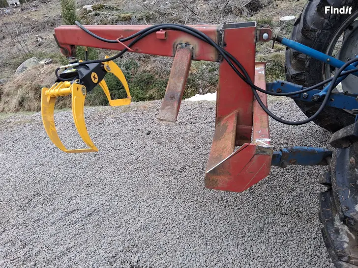 Myydään Juontokoura