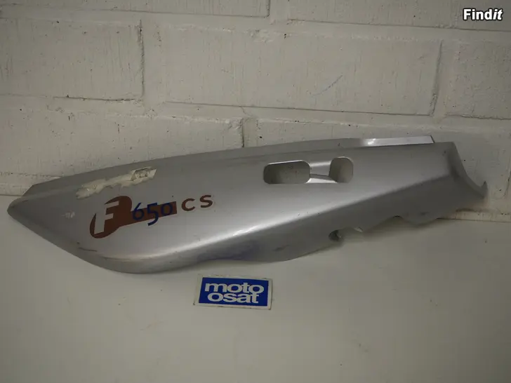 Myydään BMW F 650 CS 00-05 osia