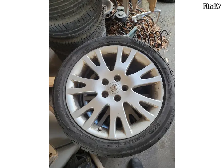 Säljes Renault Laguna fälgar + sommardäck 225/45ZR 17