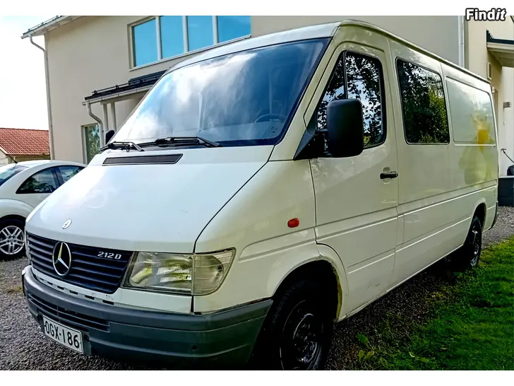 Myydään MB Sprinter 212D