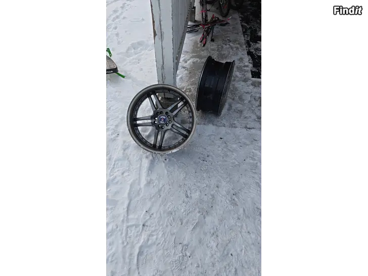 Myydään 18 Fälgar