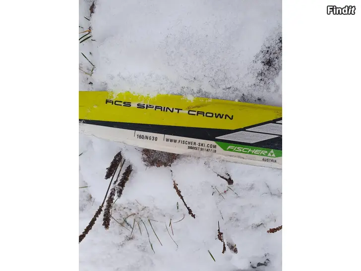 Säljes Fischer RCS skidor 160 cm