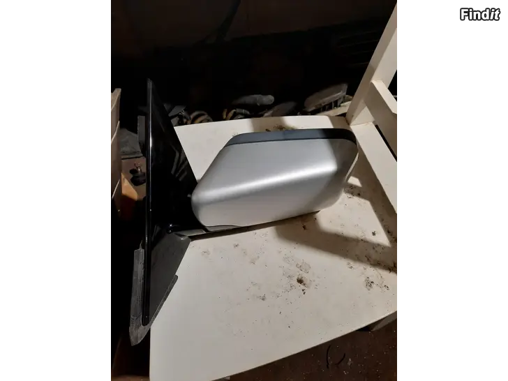 Myydään Bmw E46 facelift vasen sivupeili