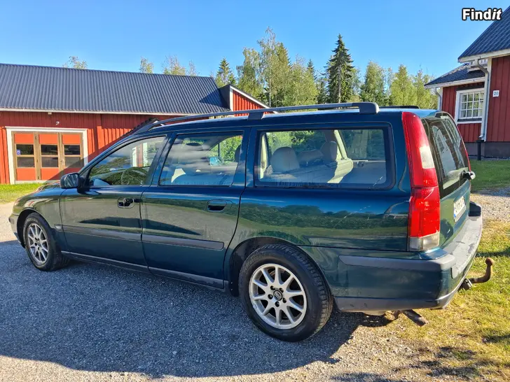 Säljes Volvo V70