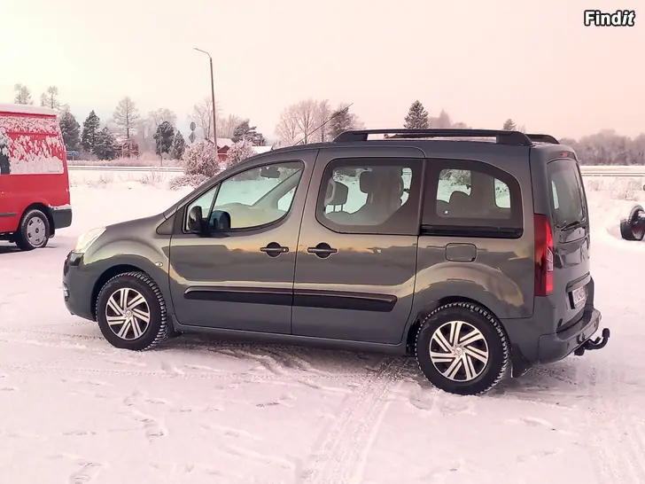 Myydään Citroen Berlingo Multispace 1.6 HDi Dsl Autom.5 hengen