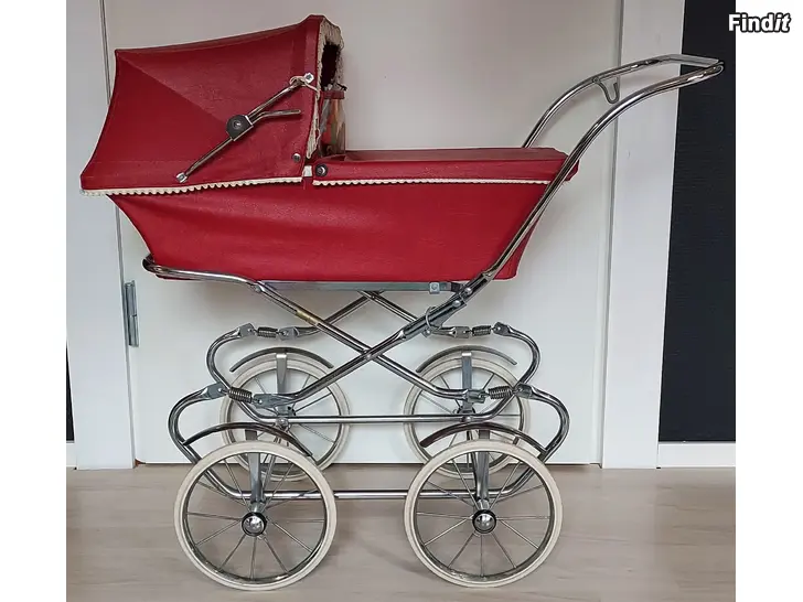 Säljes Vintage BRIO Dockvagn från 1970-talet