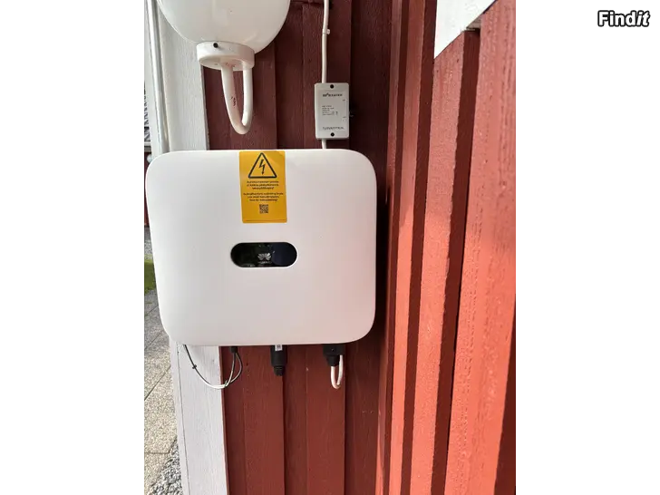 Säljes Huawei SUN20004KTLM1 4 kW hybridväxelriktare 6 kW för solenergi