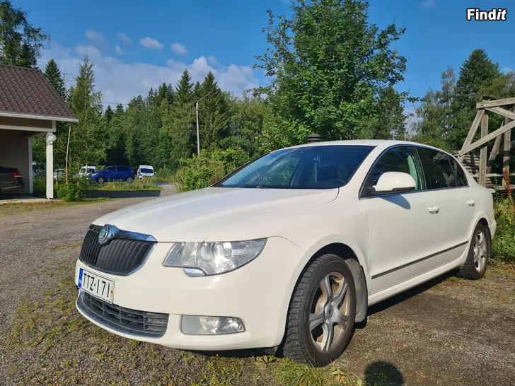 Säljes SKODA SUPERB 4X4 2.0TDI  4d Sedan 2010