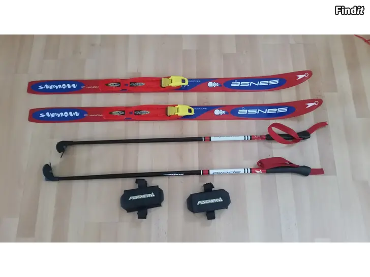 Myydään Lasten suksipaketti ÅSNES sukset 100cm RexApollo sauvat 80cm -hinta 35e