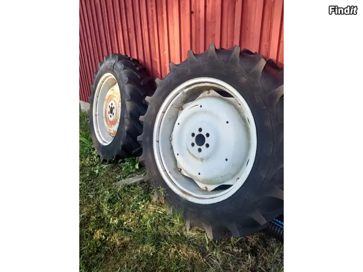 Säljes Traktor fälgar