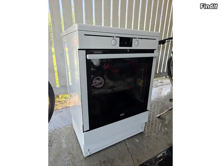 Myydään köks spis 60cm