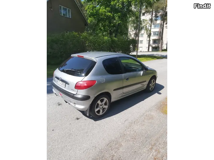 Säljes AUTOMATIC Peugeot 206