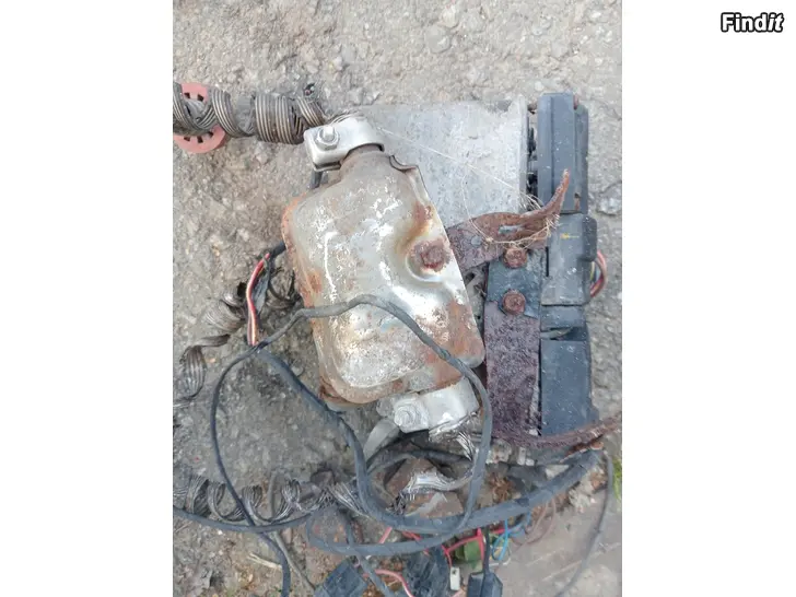 Myydään Webasto Thermo Top C 12V diesel läämmitin