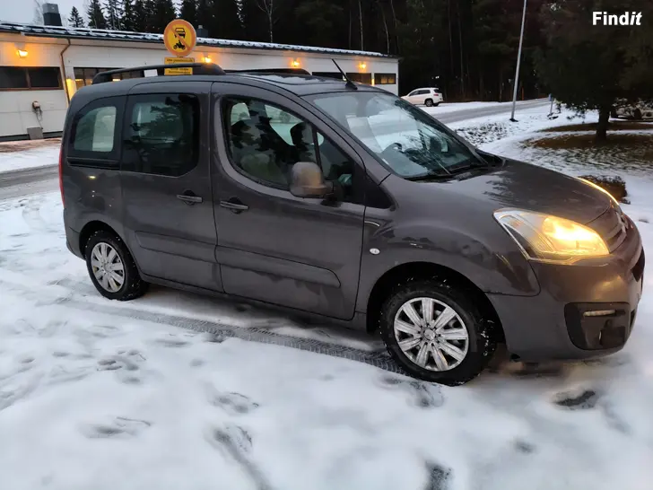 Säljes Citroen Berlingo 2016 Automat 1.6Hdi
