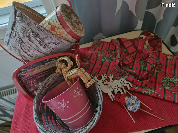 Myydään Erilaista joulutavaraa