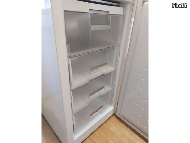 Myydään Gram pakastin