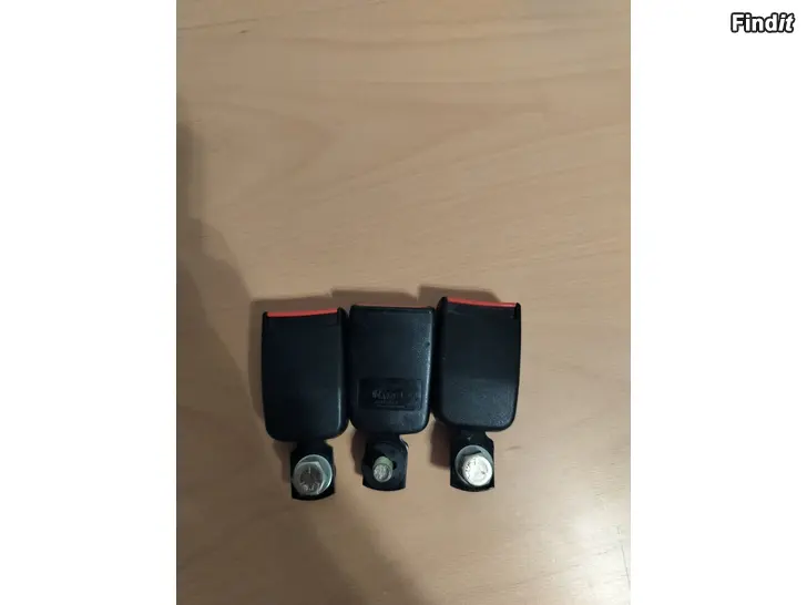 Myydään Turvavyönlukkot